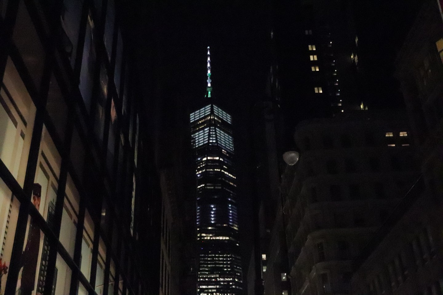 New York buildings photographed at night by Phil Baptiste Jr.